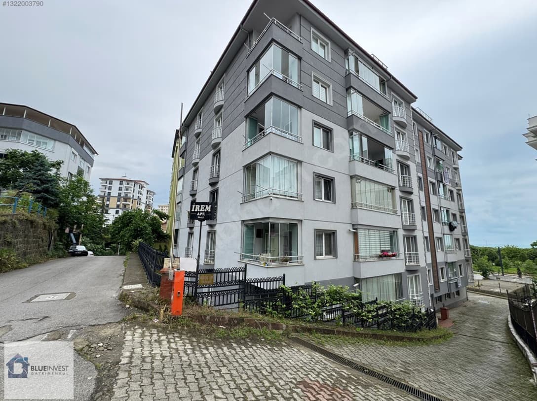Toklu Mahallesi'nde Şehir ve Deniz Manzaralı 3+1 Daire — Toklu Mahallesi, Ortahisar