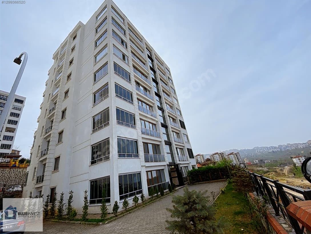 Yalıncak Ak Life'ta Deniz Manzaralı 4.5+1 Lüks Daire — Yalıncak Mahallesi, Ortahisar